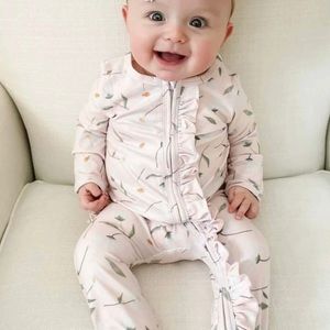 Caden Lane Sweet Daisy in Blush Zipper Footie